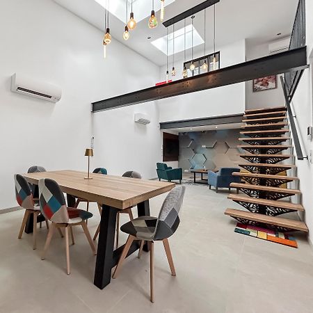 Le Loft Du Canal De Rompsay ลาโรแชล ภายนอก รูปภาพ